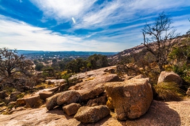 photo showing a view of the Texas landscape on Enchanted Rock